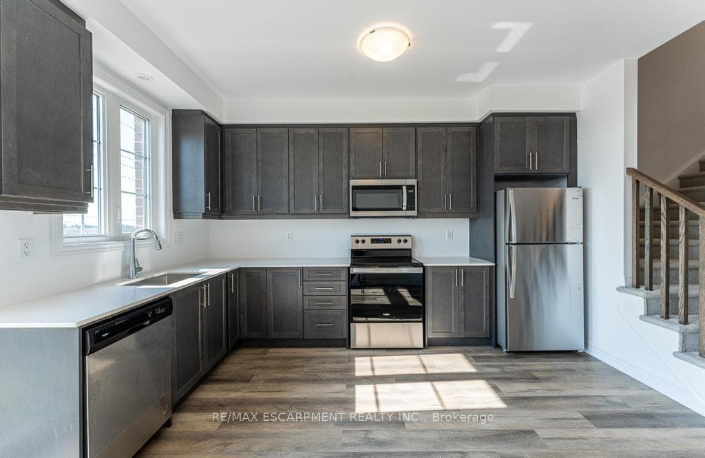120 Court Drive Unit 29 photo 12