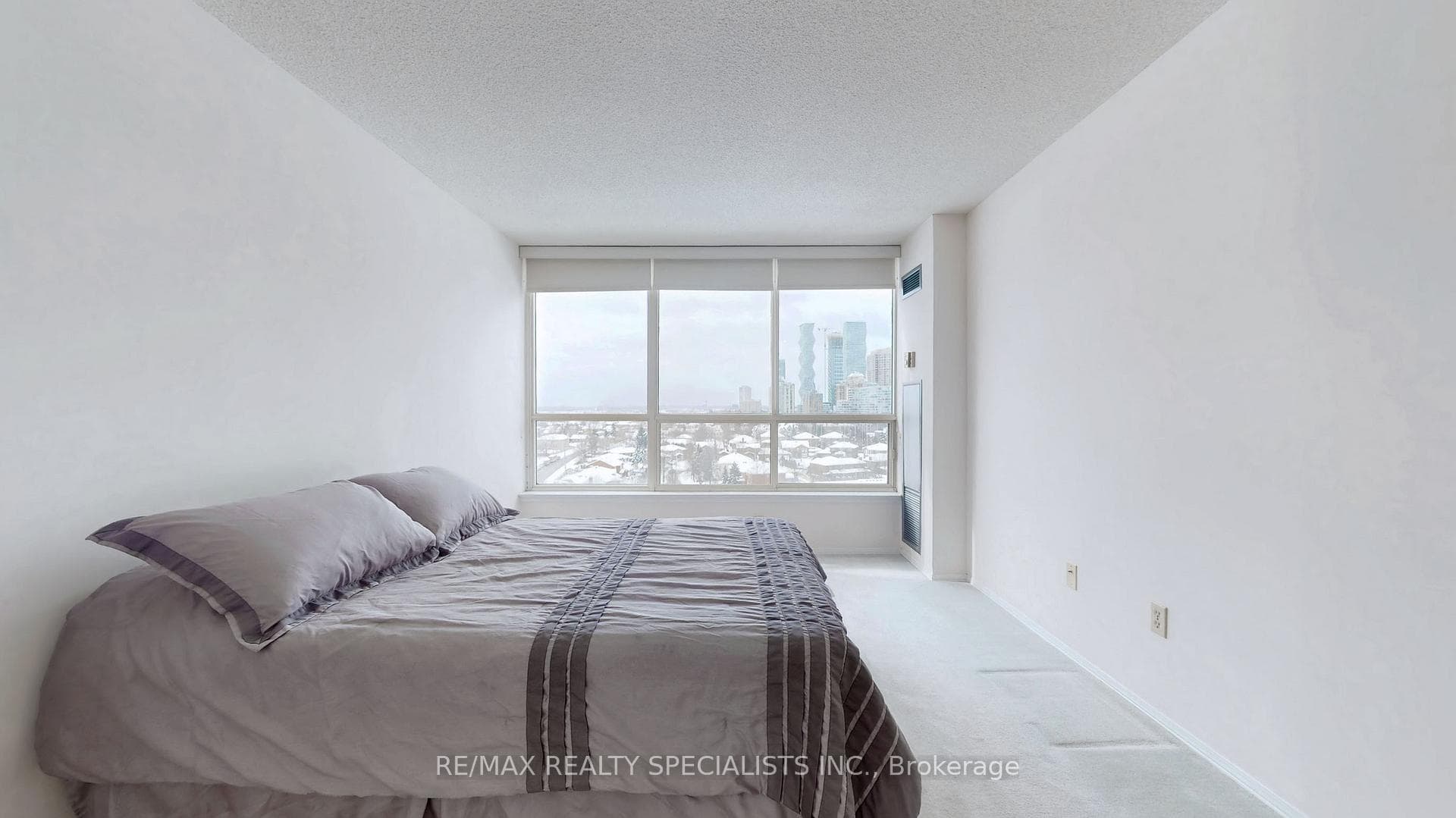55 Elm Drive Unit 1414 photo 12