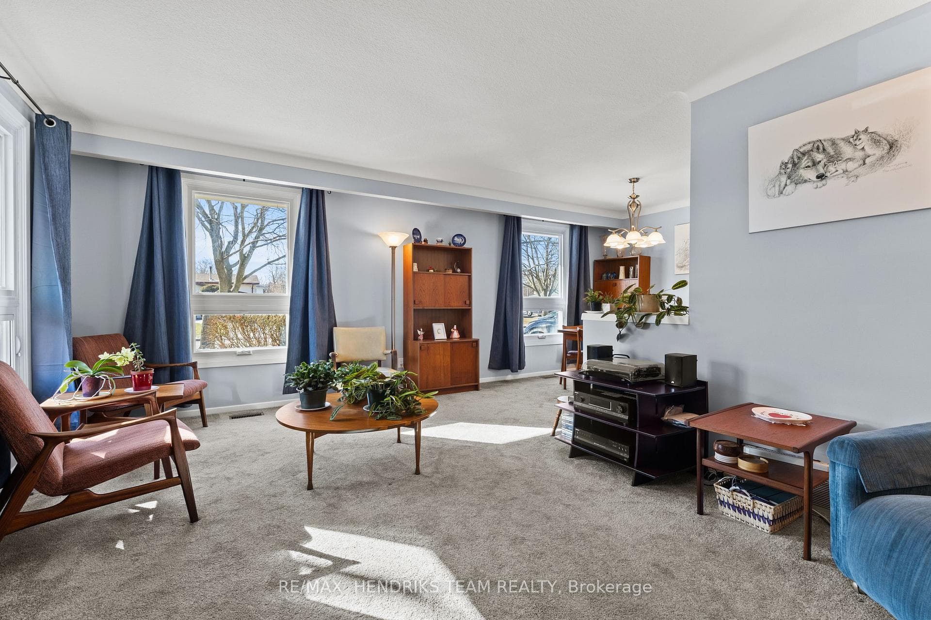 5 Sheridan Drive photo 10