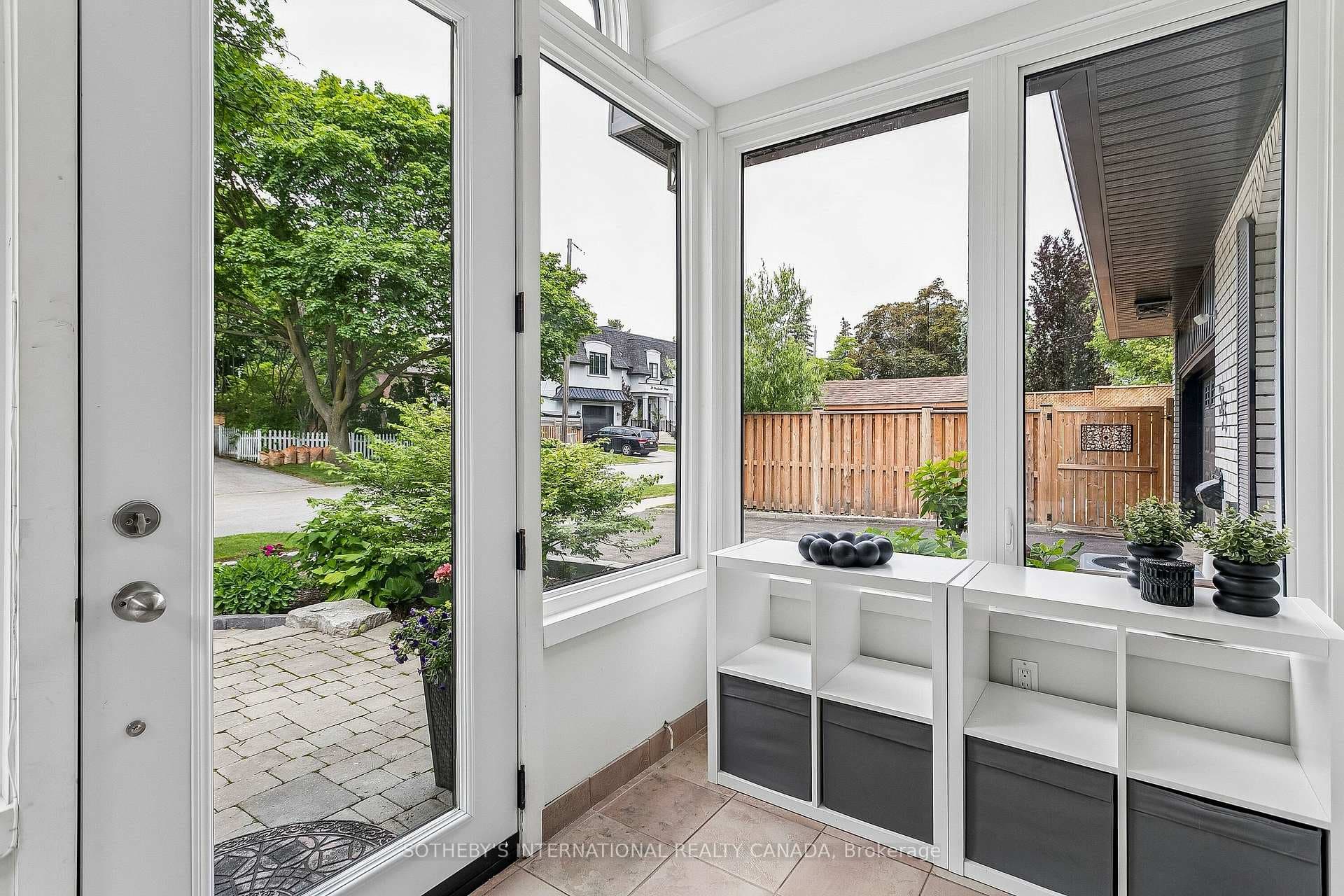 35 Shadwick Drive photo 5