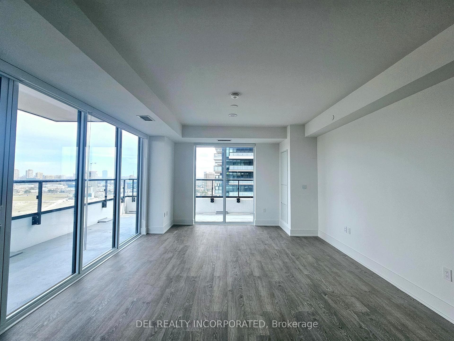 10 Inn on the Park Drive Unit 2204 photo 5