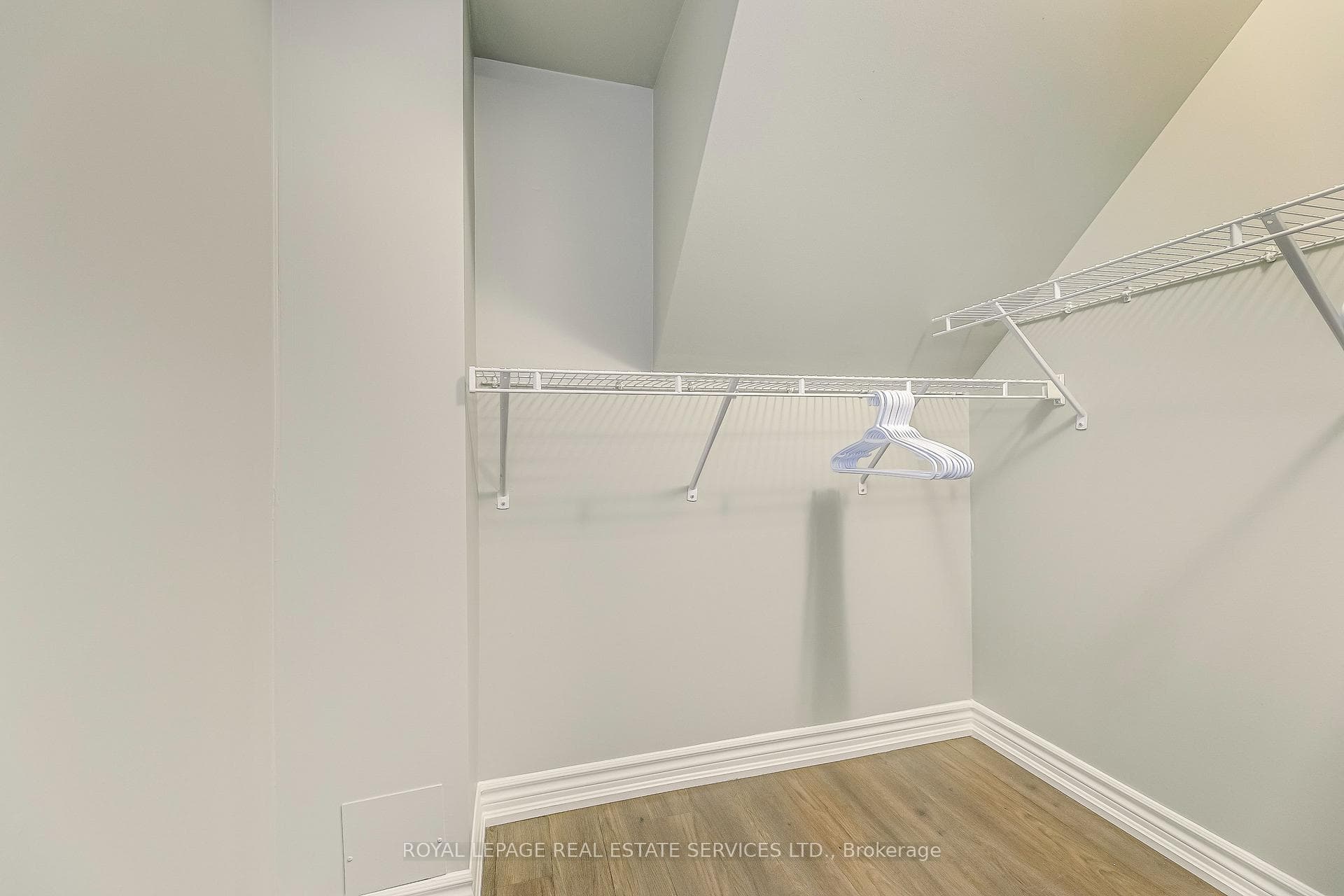 3002 Preserve Drive Unit 18 photo 12