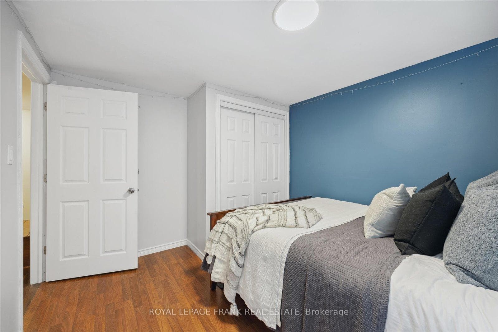 163 Edward Street photo 30