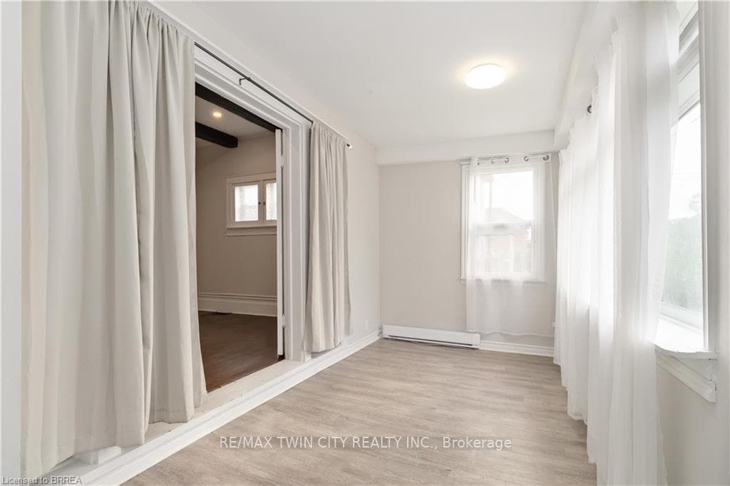 161 Maple Street Unit Unit 1 photo 6