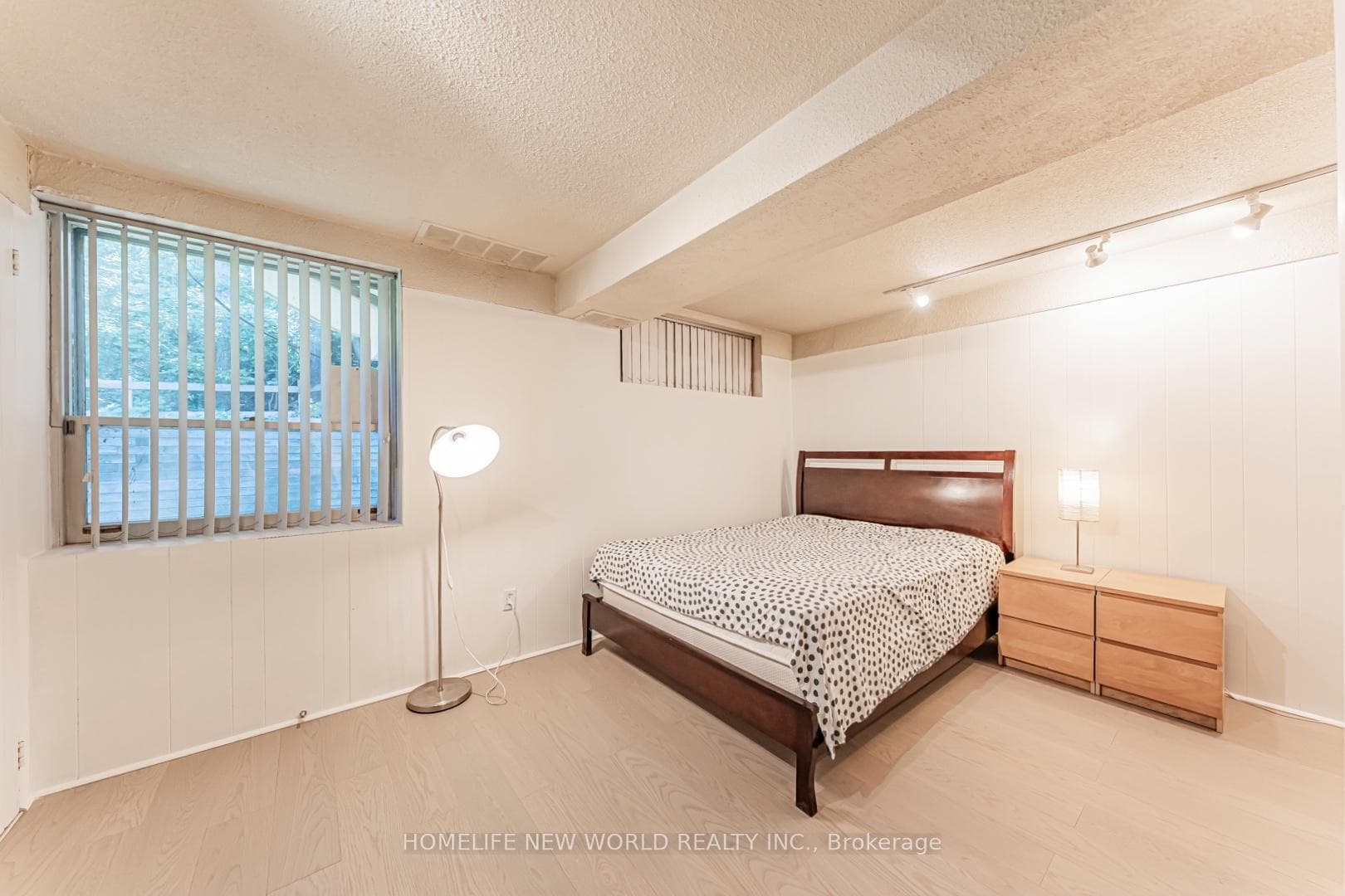 1 Campbell Crescent photo 21