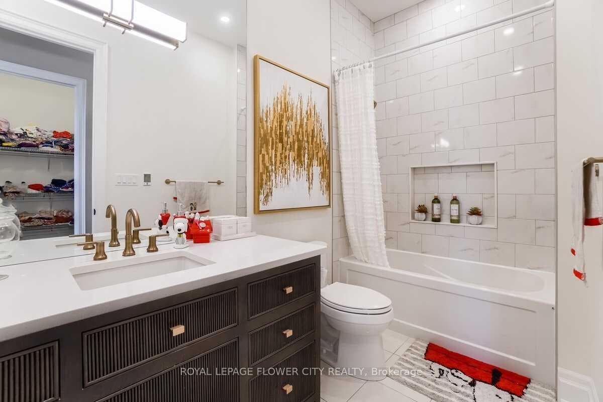 19 Whitcombe Way photo 23