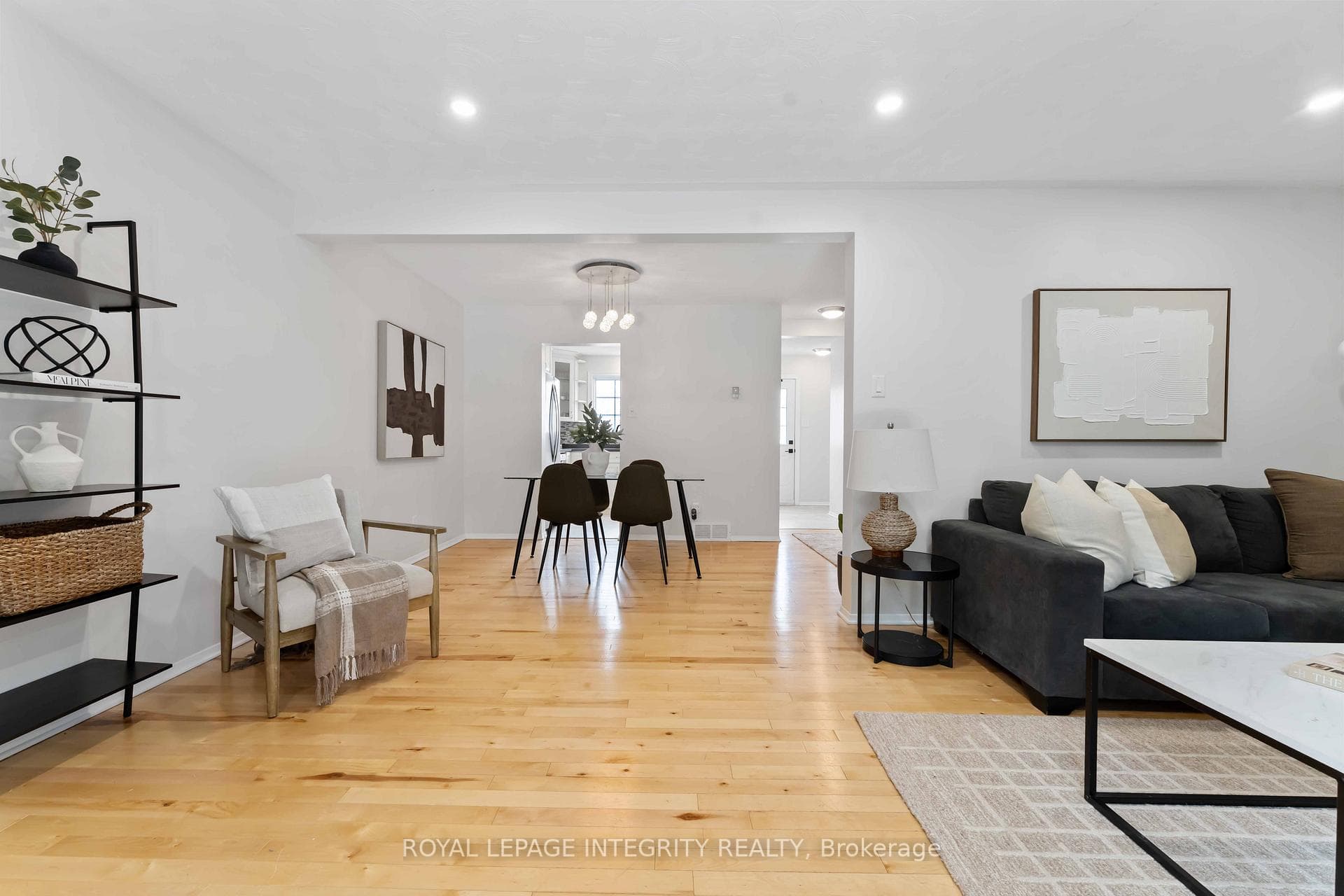 1585 Heron Road Unit 19 photo 8
