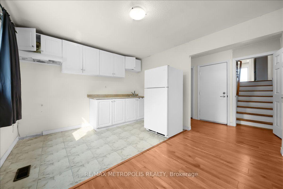 39 Jellicoe Crescent photo 29