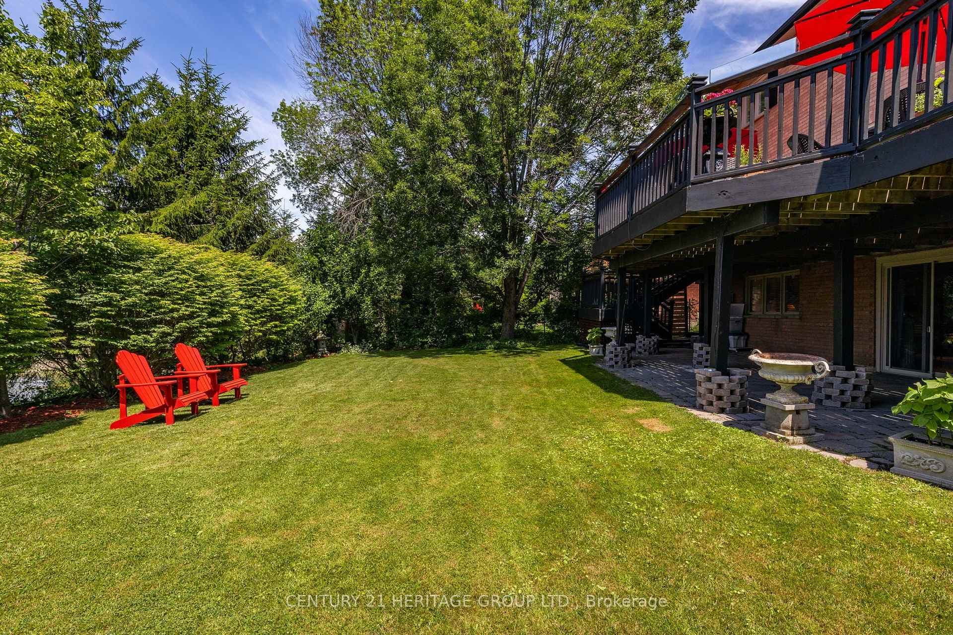 366 Amberlee Court photo 35