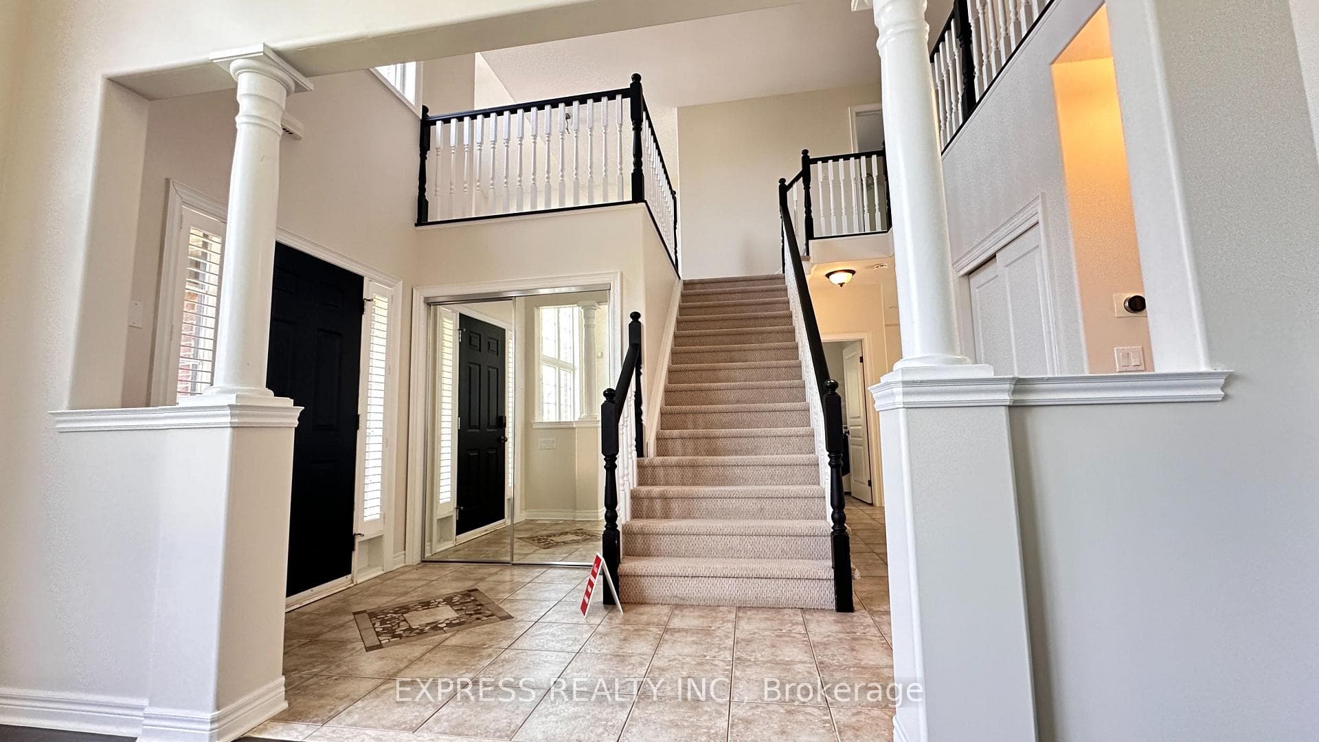 1171 Dexter Drive photo 4