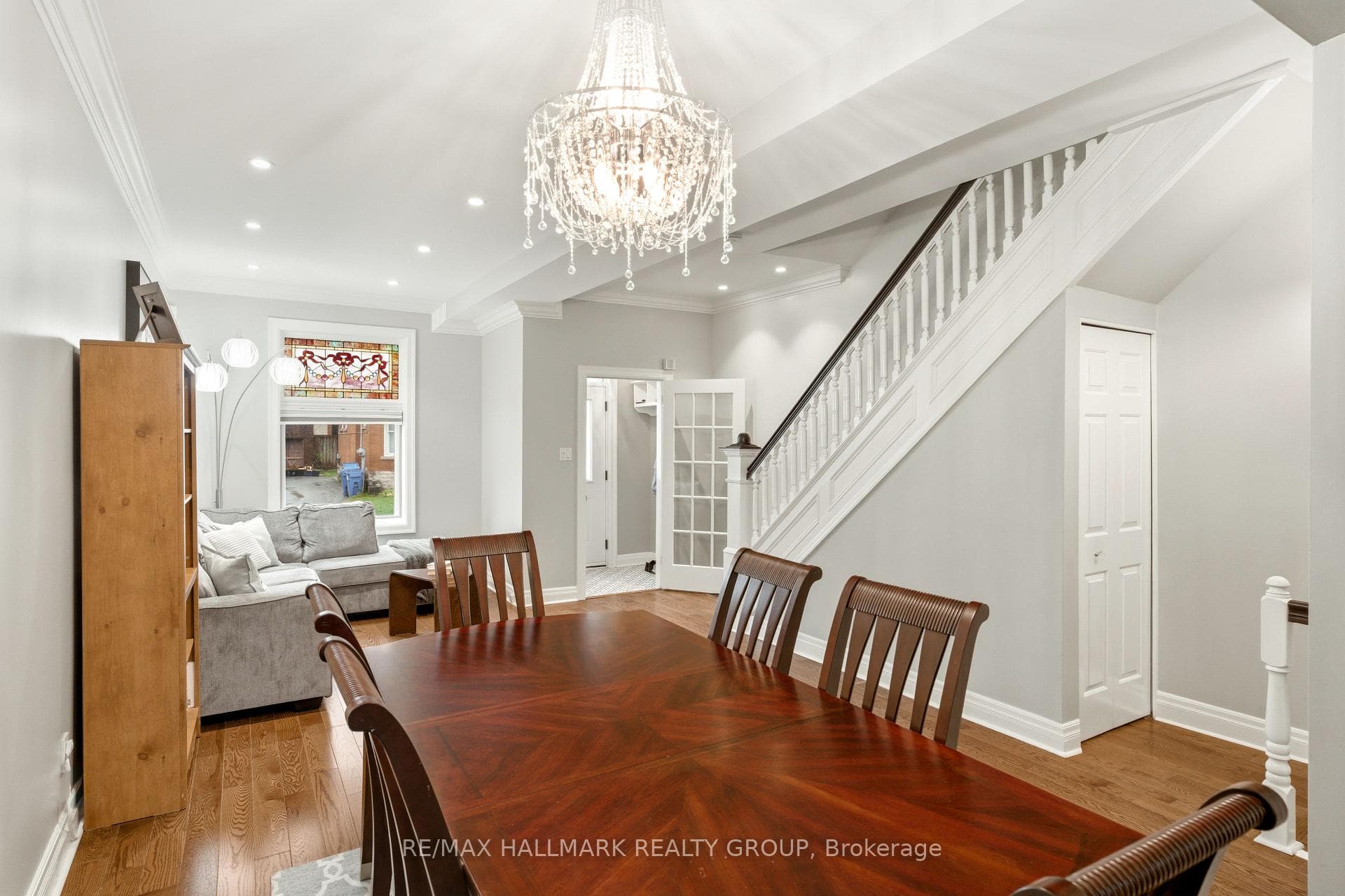 417 Daly Avenue photo 8