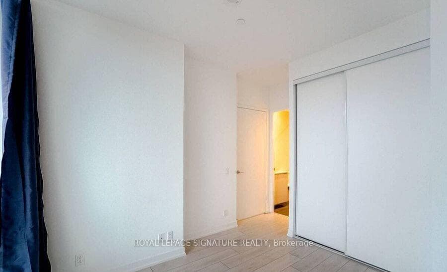 898 Portage Parkway Unit 5301 photo 18