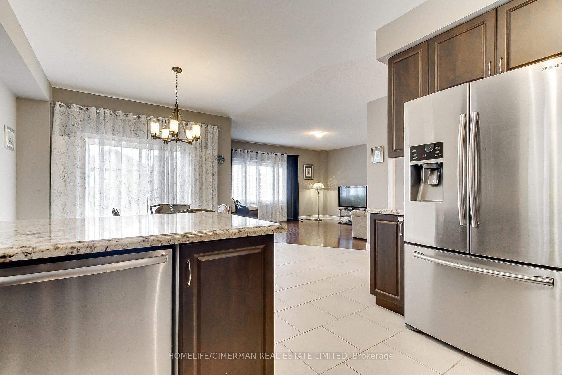 88 Chelsea Crescent photo 12