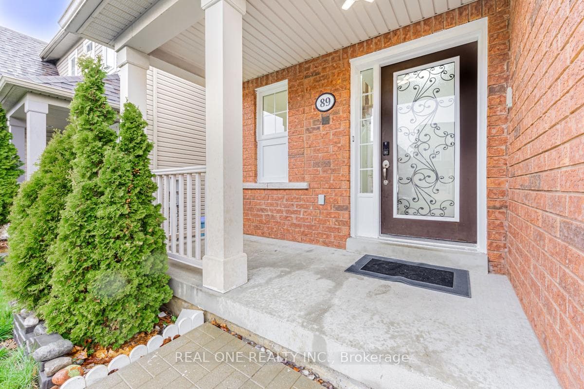 89 Westray Crescent photo 3