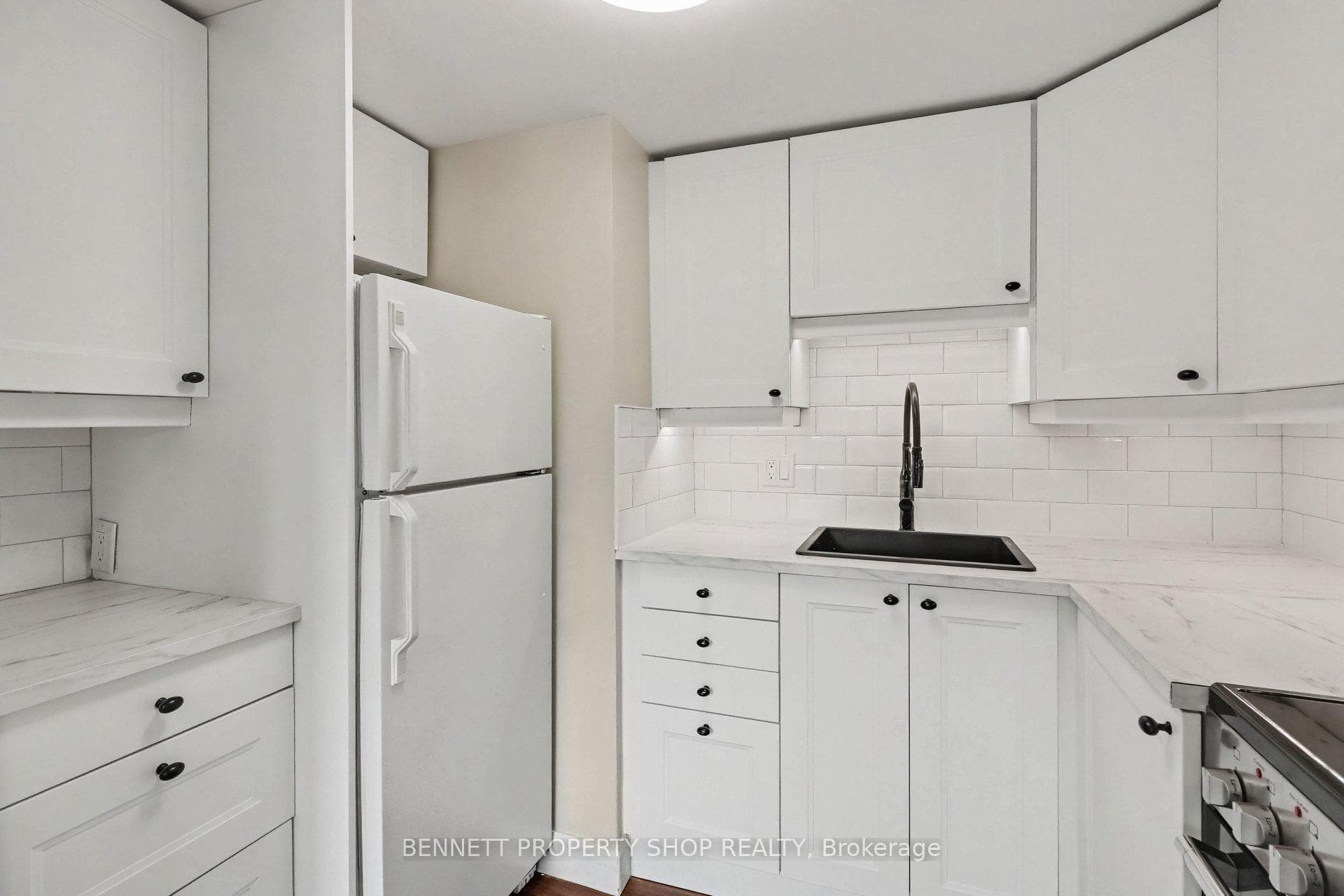 100 Rideau Terrace Unit 3B photo 8