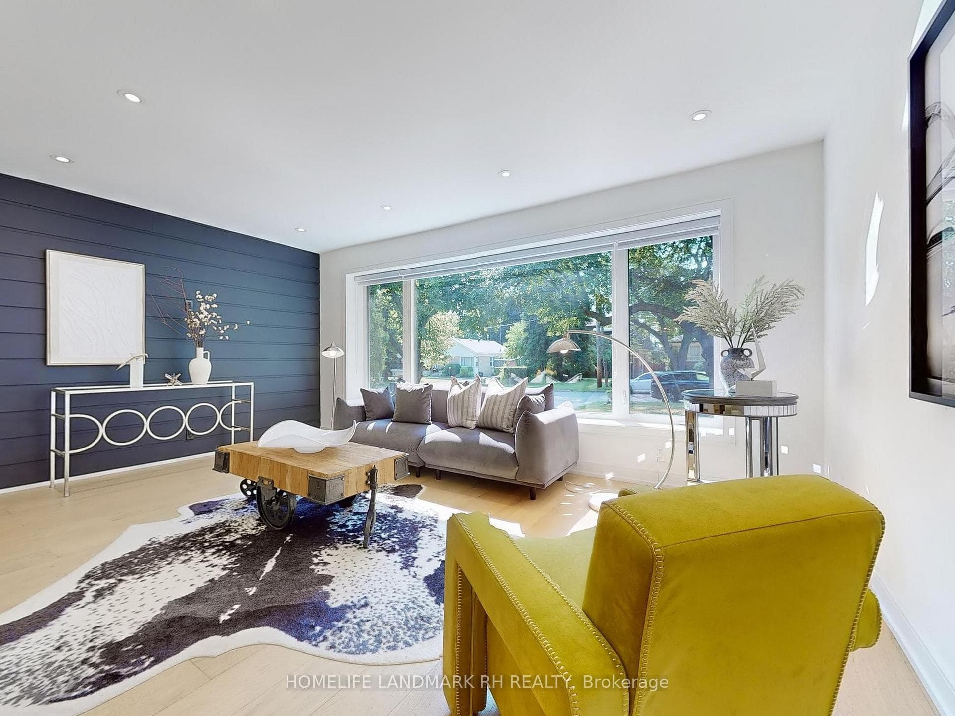 18 Frances Crescent photo 6