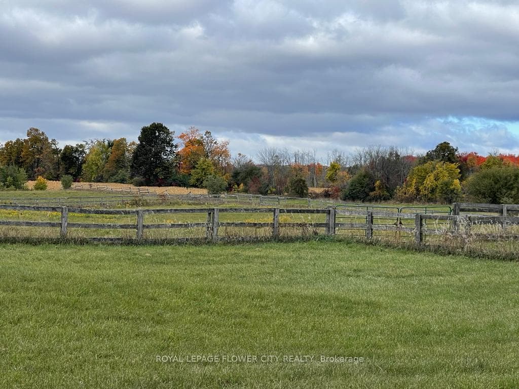 14264 Eighth Line Unit (Barn) photo 1