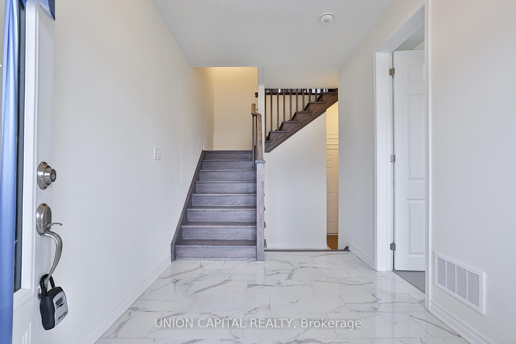 3233 Brigadier Avenue photo 3