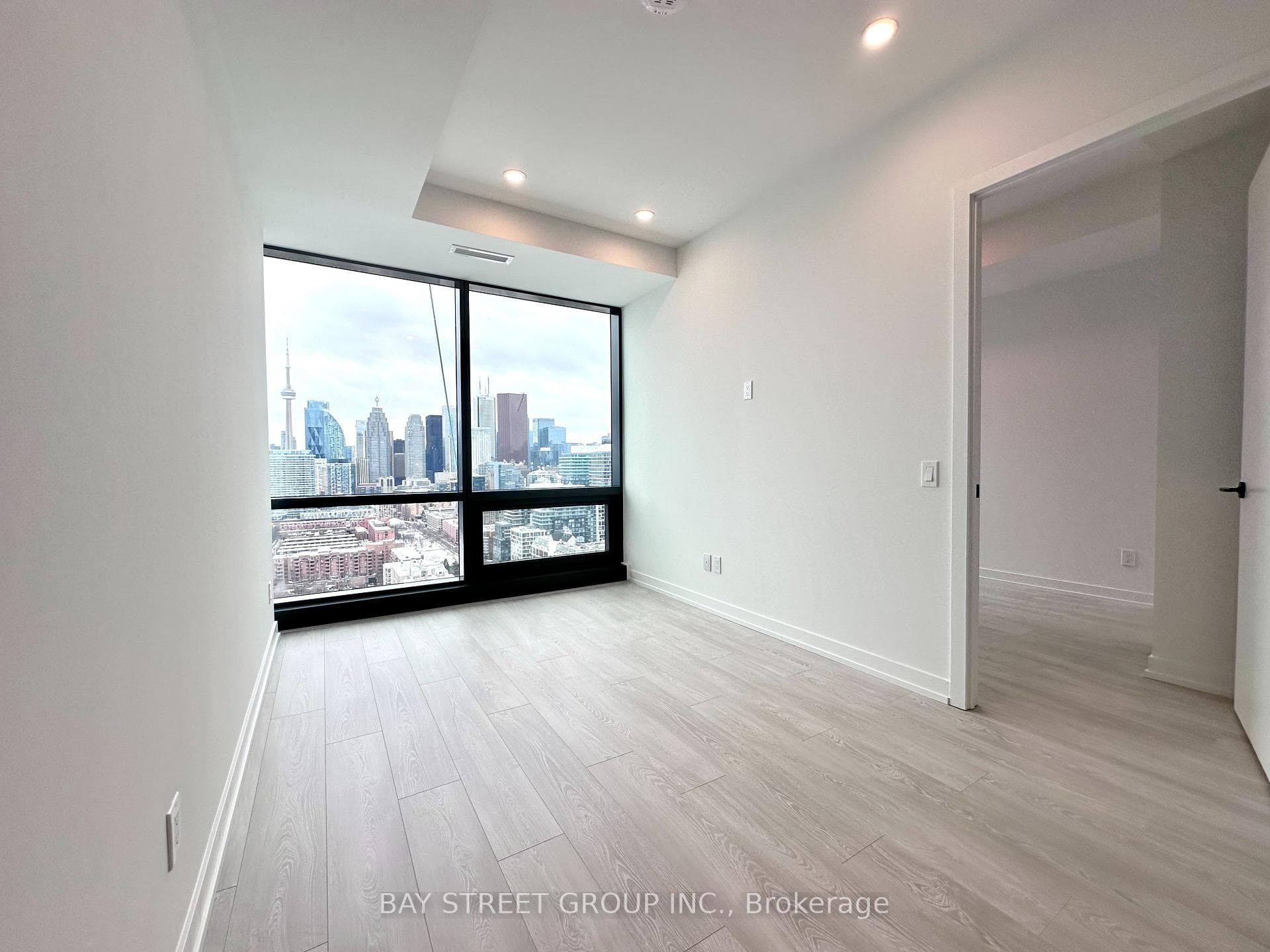 35 Parliament Street Unit 2907 photo 11