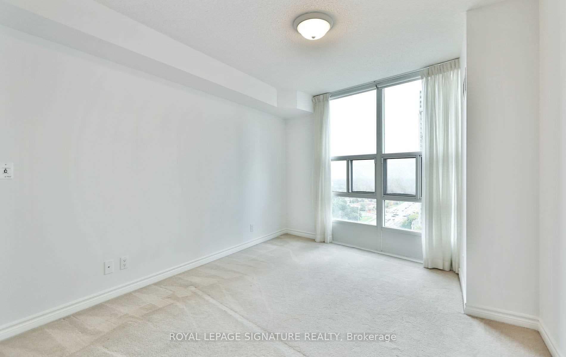 1 Elm Drive Unit 1605 photo 13