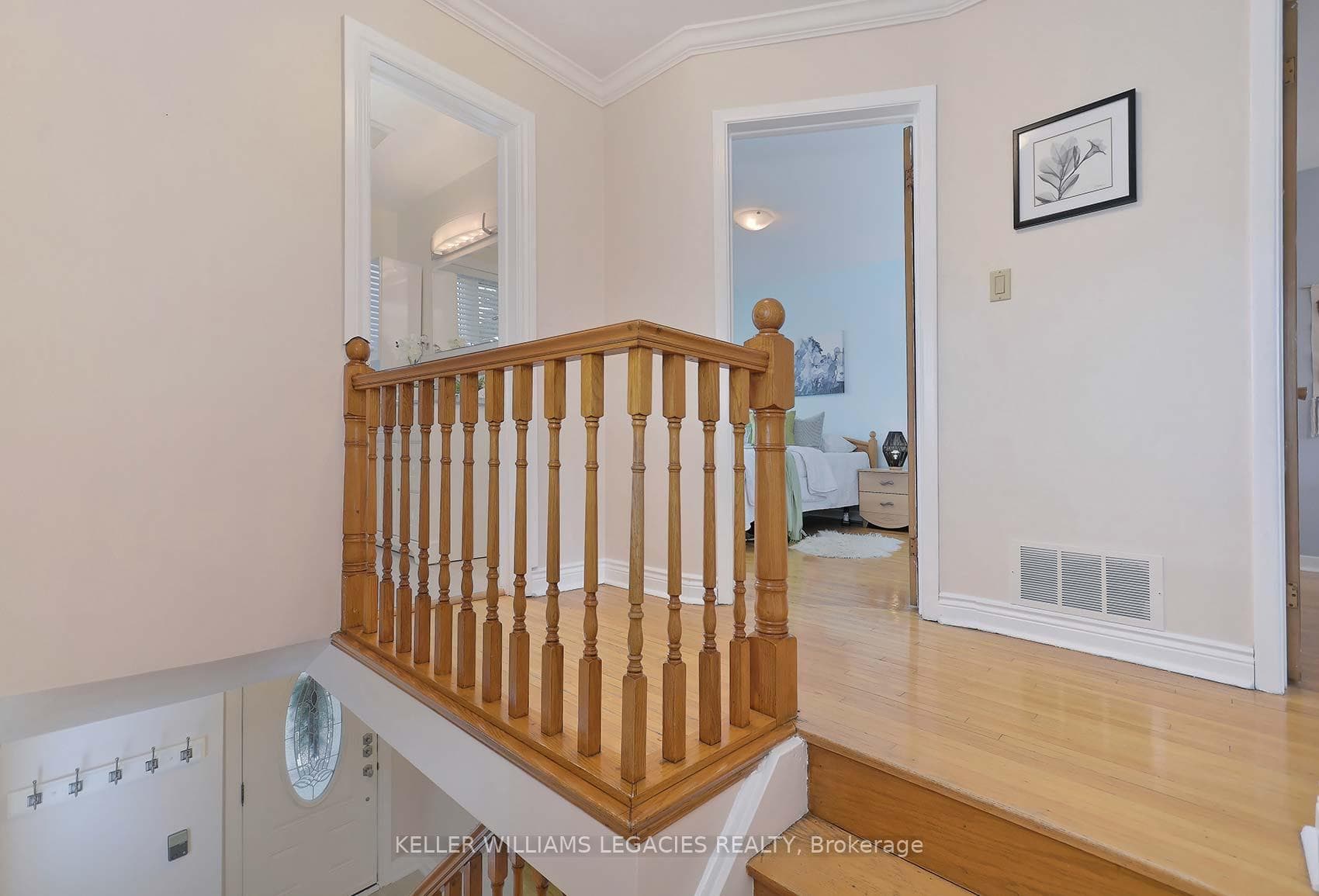57 Rockcliffe Boulevard photo 14
