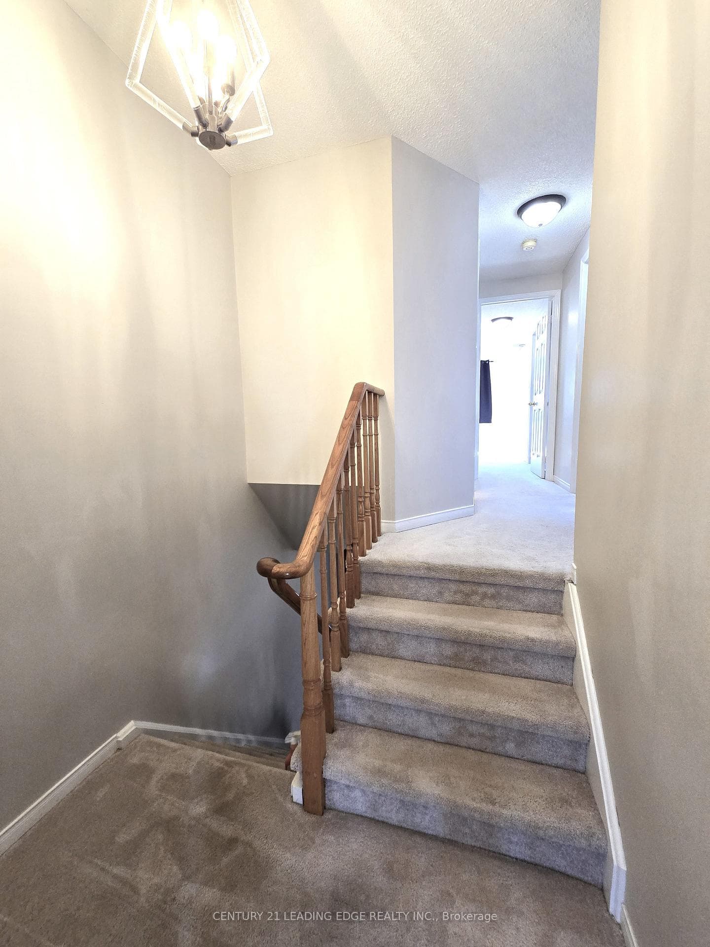 1065 Longbow Drive photo 17