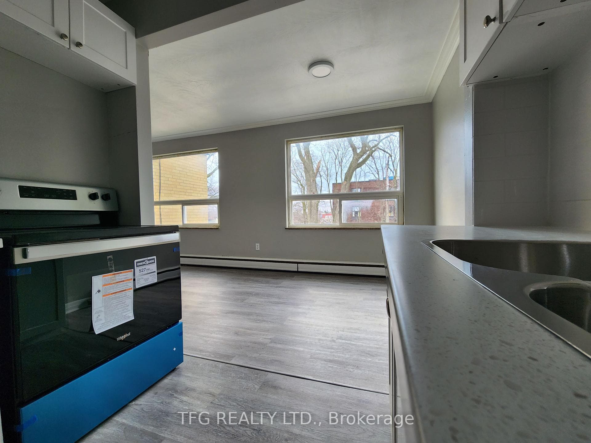 276 Saguenay Avenue Unit 11 photo 9