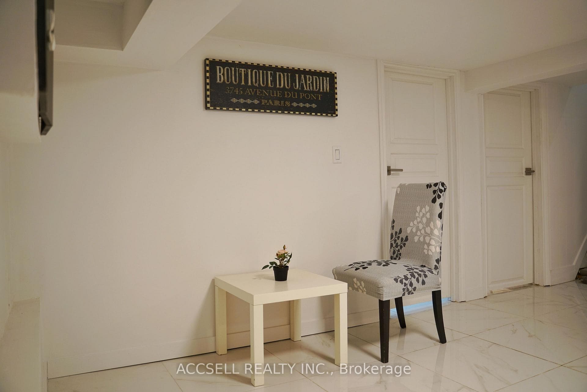 1069 Dixie Road photo 30