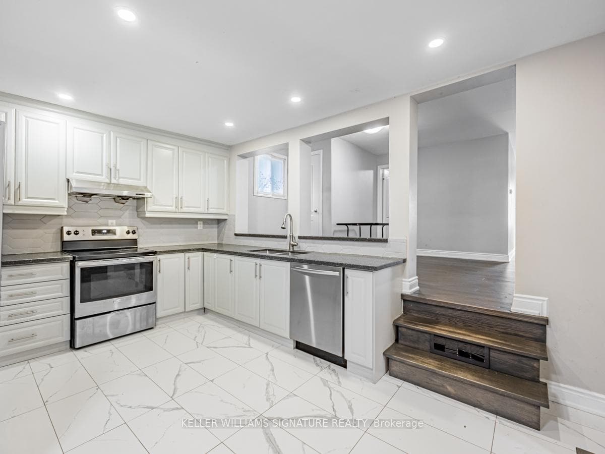 28 Atkinson Avenue Unit Main photo 15