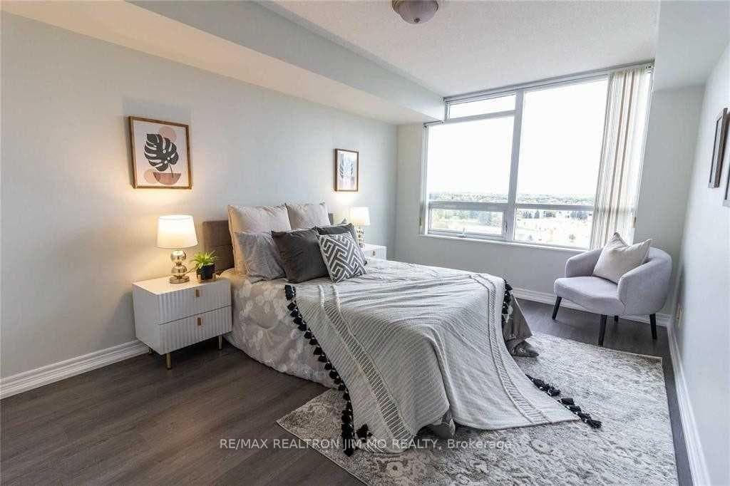 33 Cox Boulevard Unit 1221 photo 9