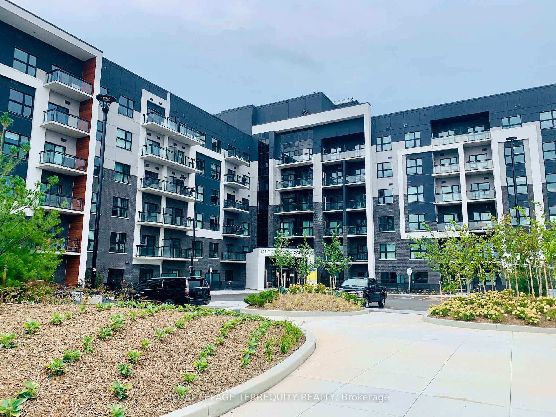 128 Grovewood Common N/A Unit 414 photo 1