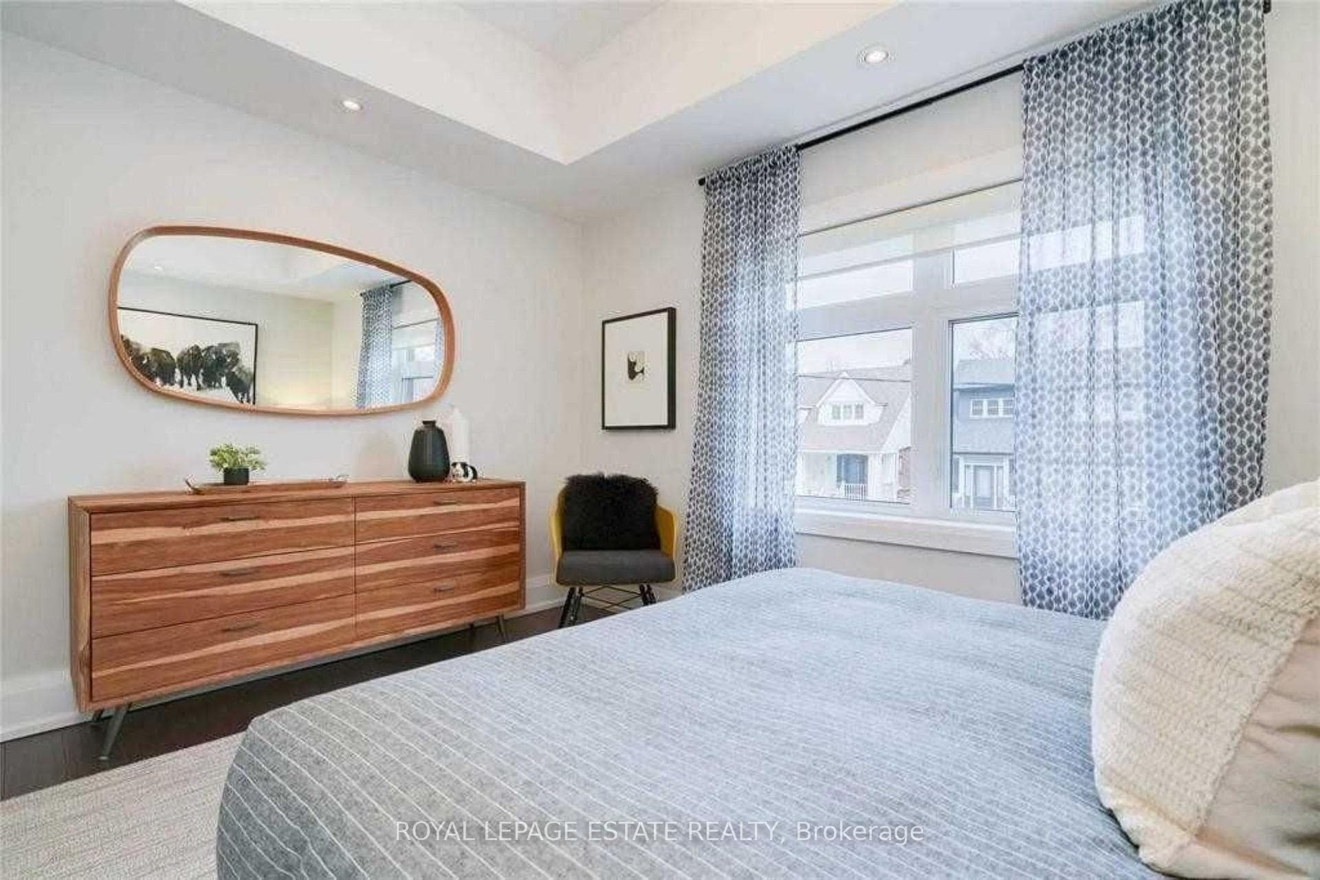10 Kent Road photo 10