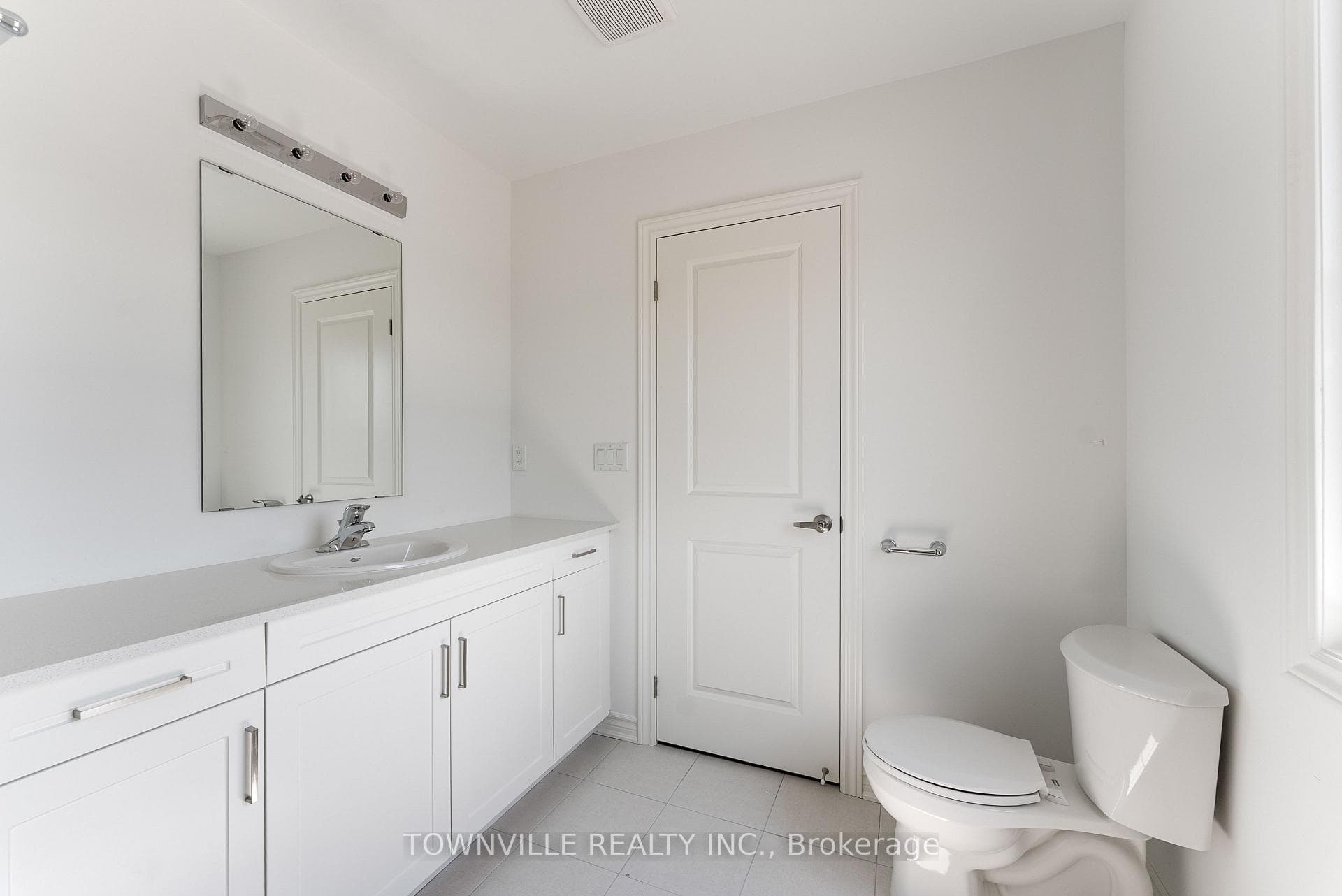 45 Lincoln Drive photo 24