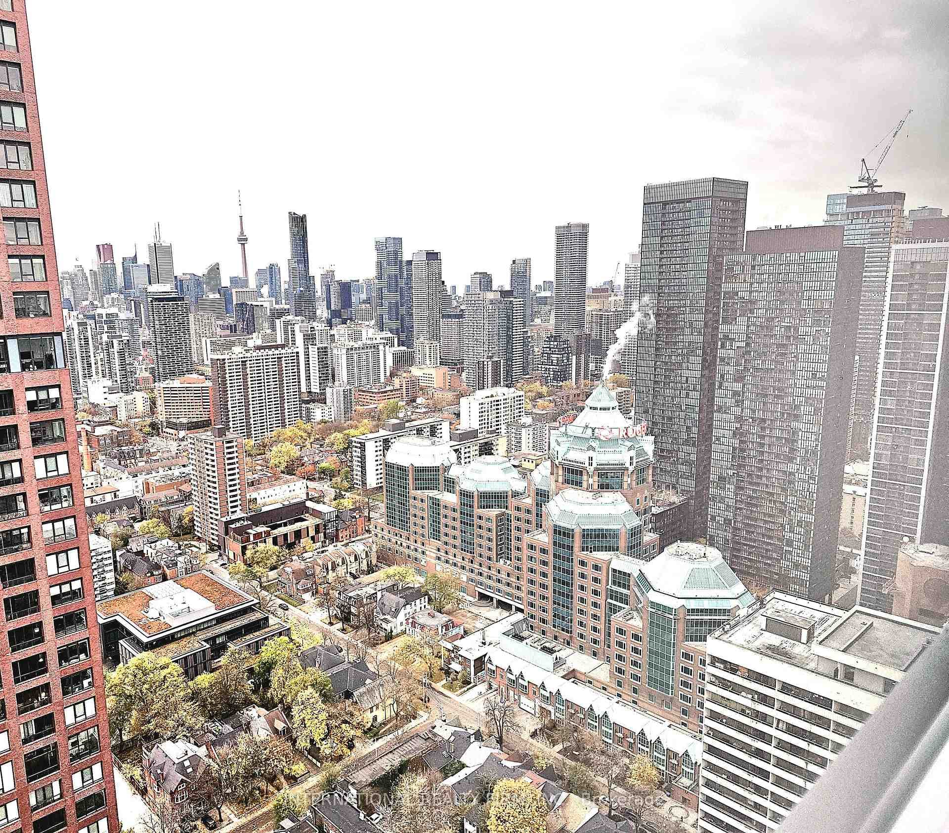 395 Bloor Street Unit 2401 photo 16