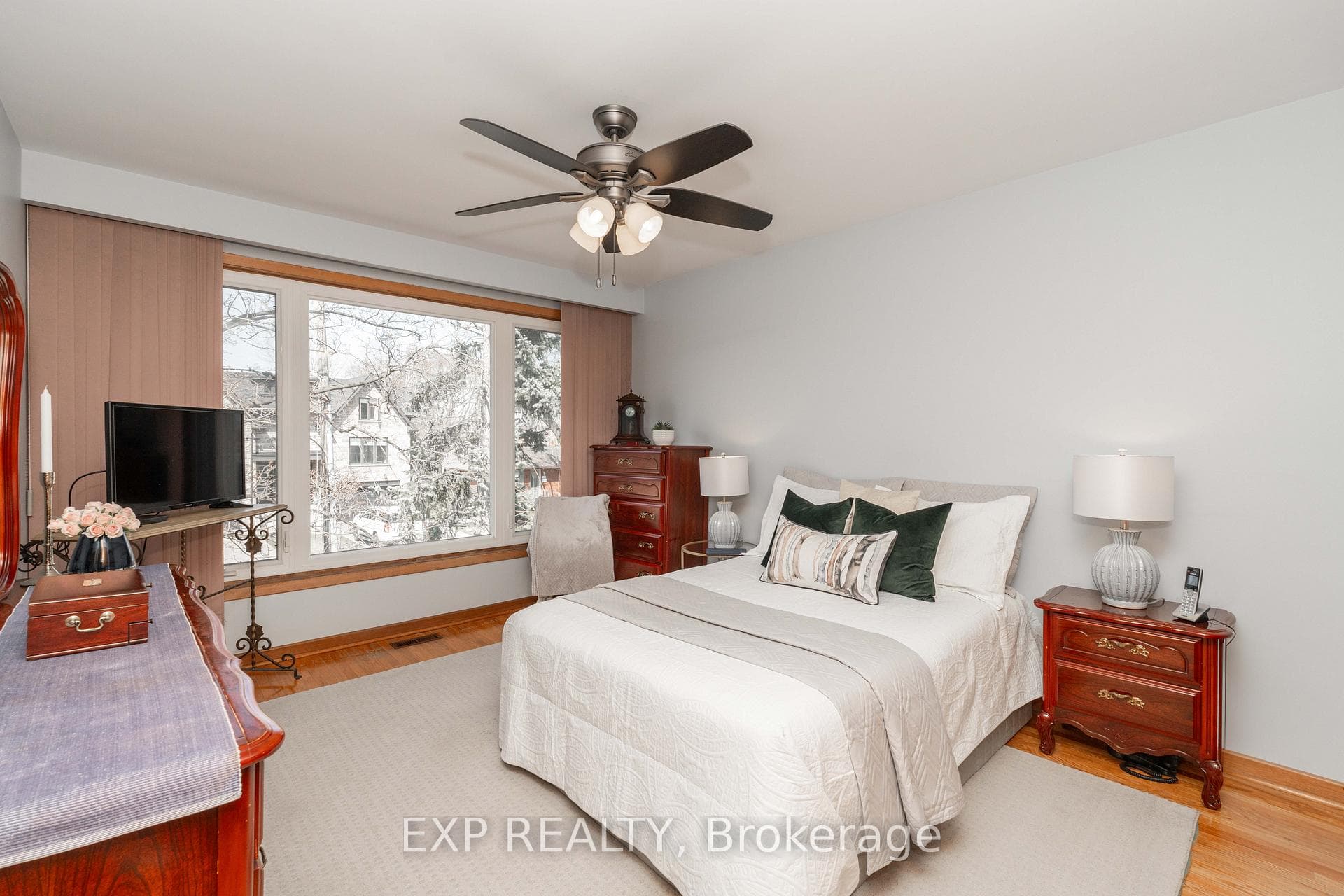 954 Eighth Street photo 14
