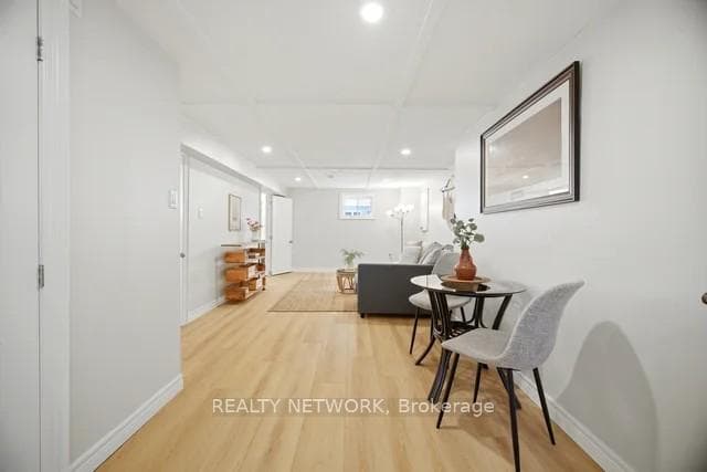 622 Upper Sherman Avenue photo 30
