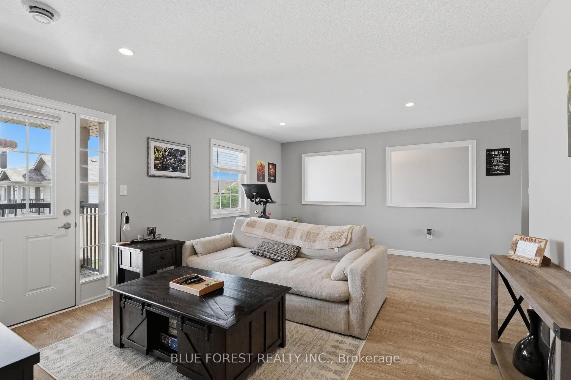 3320 Meadowgate Boulevard Unit 124 photo 11