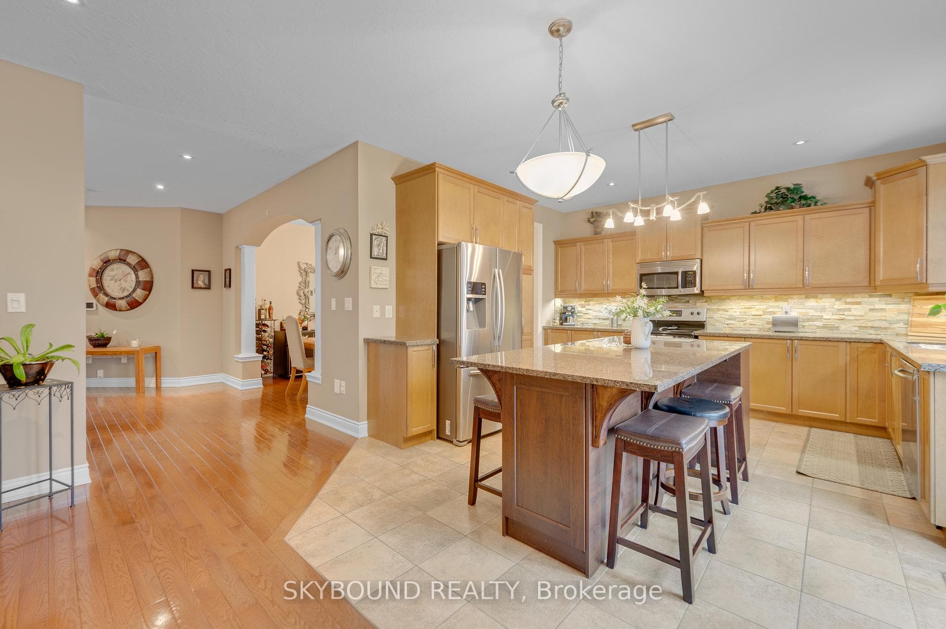 365 Valridge Drive photo 12