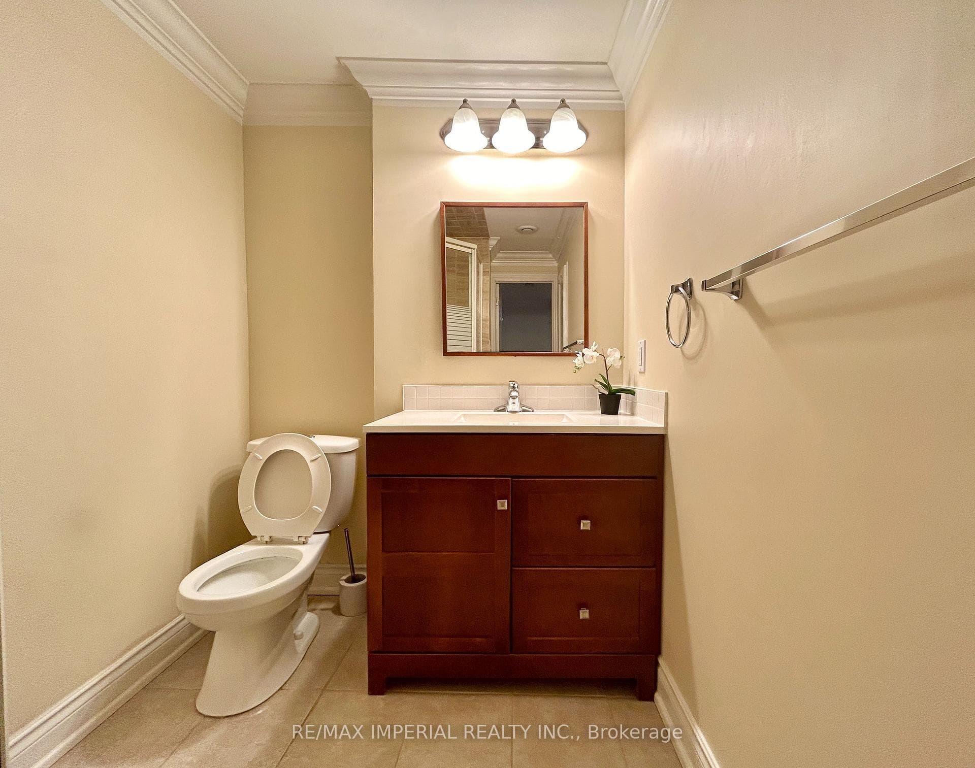 2917 Salerno Crescent photo 35