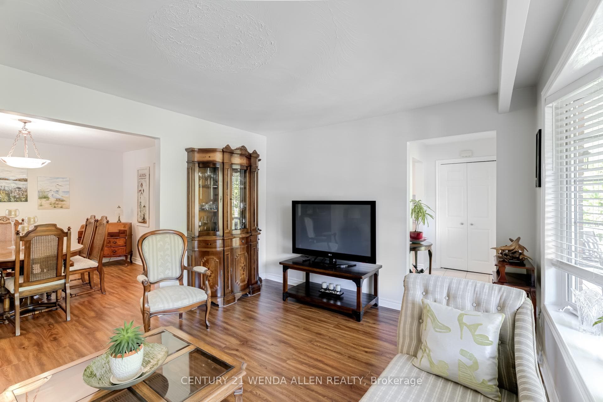 14 Manvers Drive photo 12