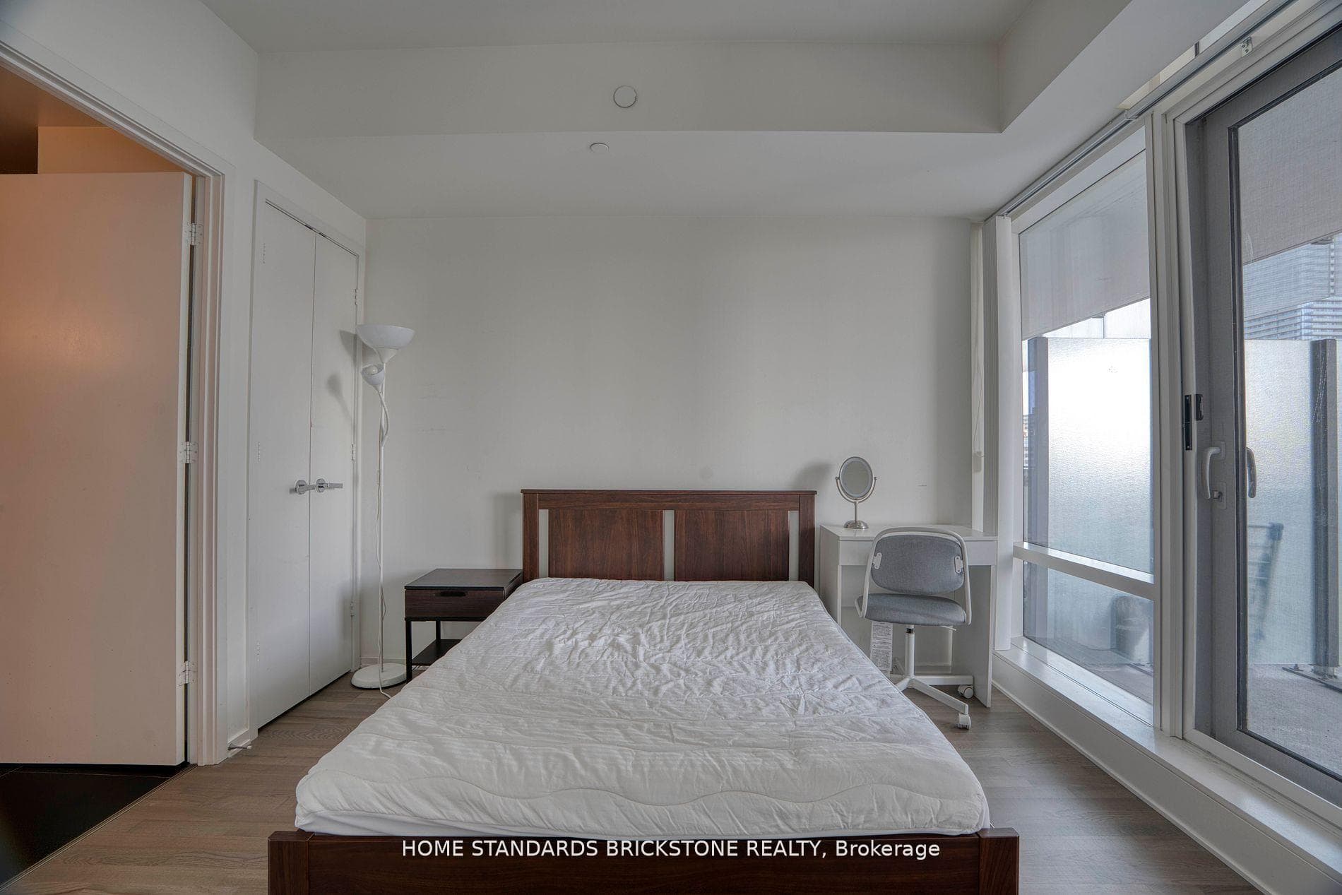 1 Bloor Street Unit 1609 photo 10