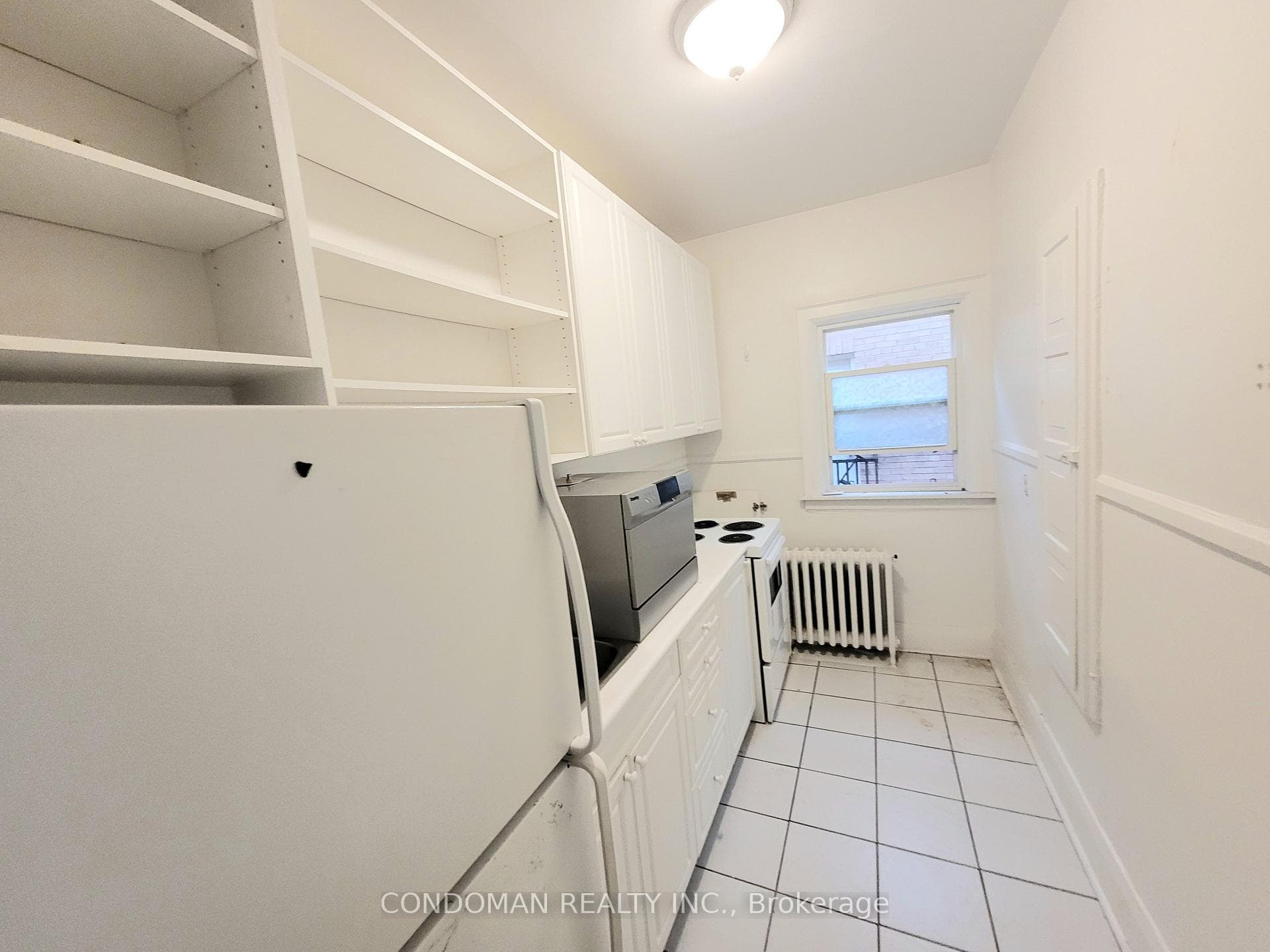 850 Broadview Avenue Unit 20 photo 5