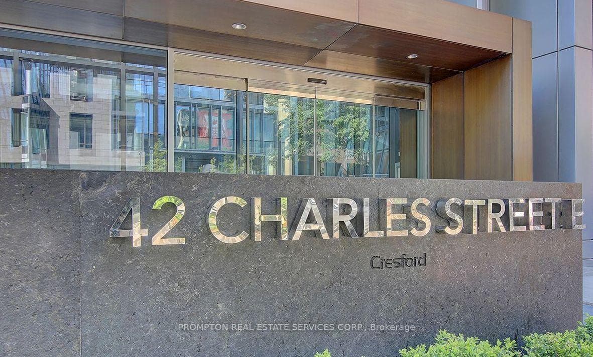 42 Charles Street Unit 607 photo 21