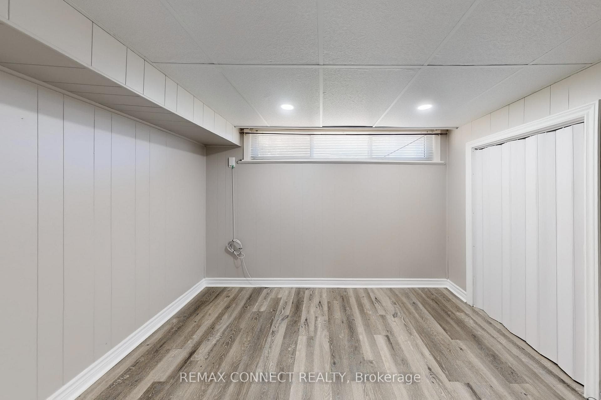 326 Rosedale Drive Unit Bsmt photo 21