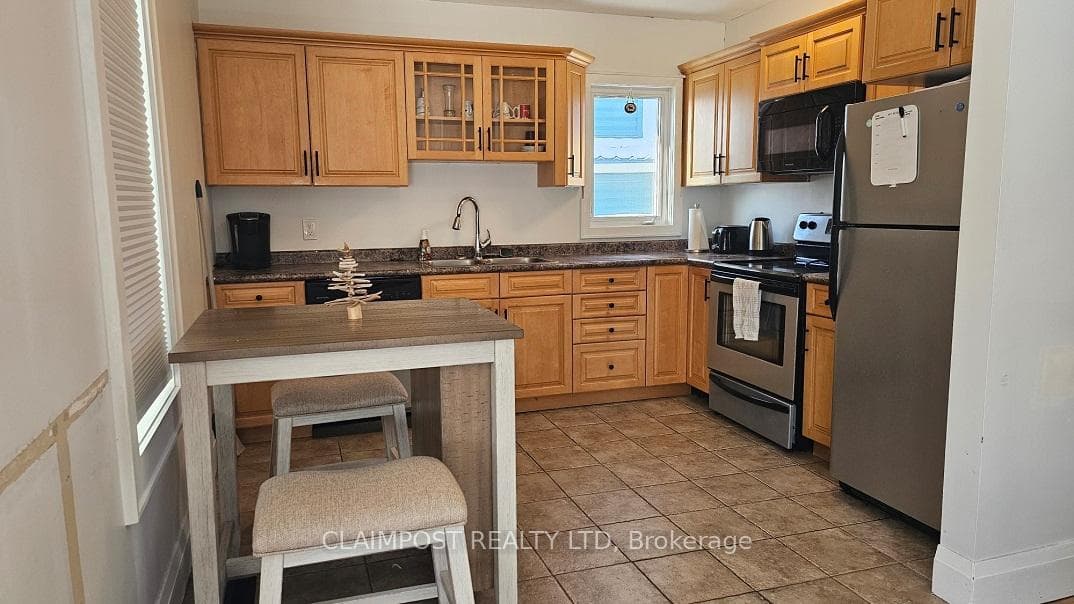 30 Fern Avenue photo 4