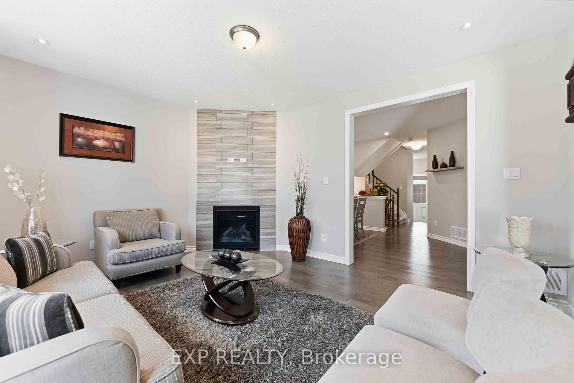 220 Willowdusk Street photo 13