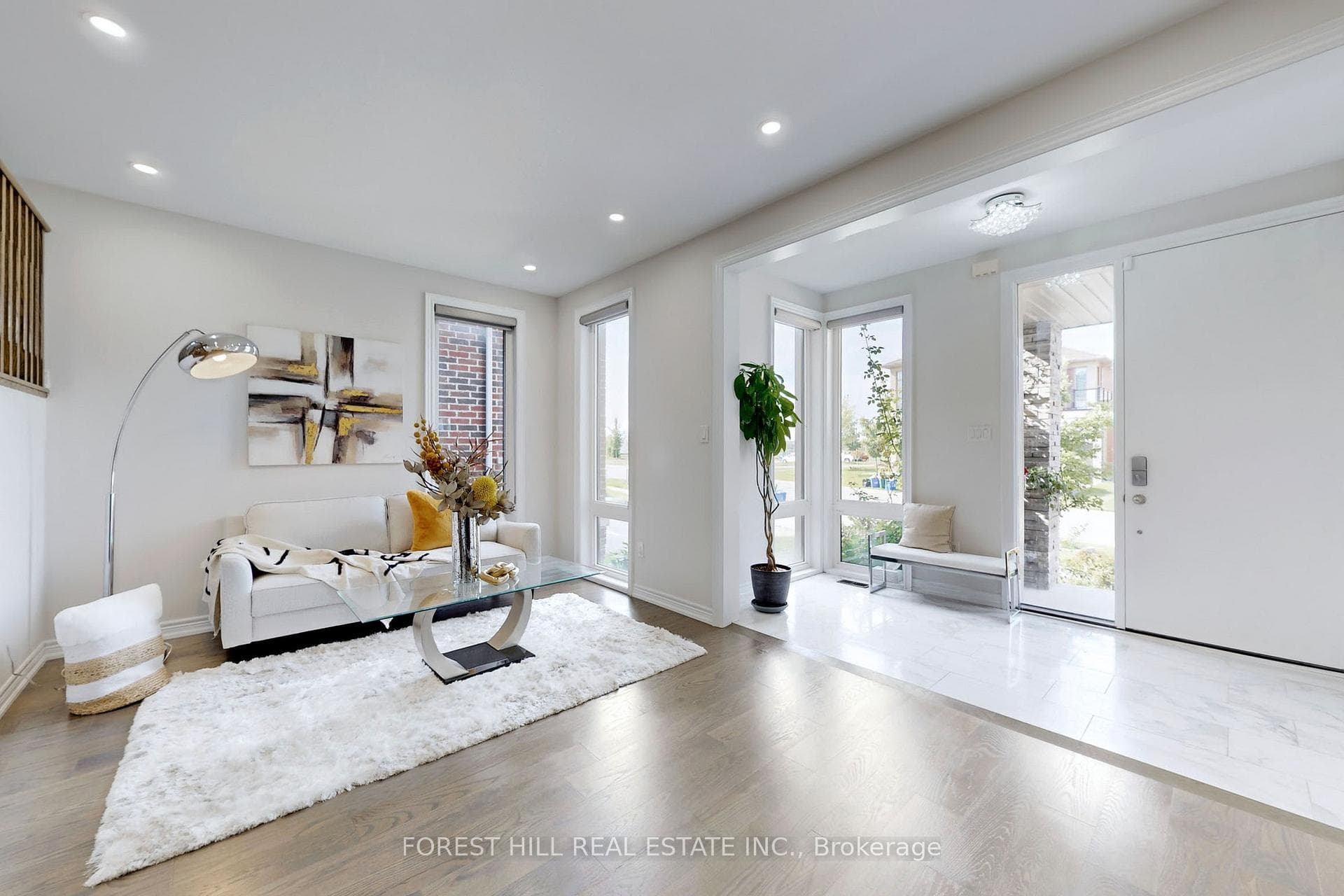 232 Scrivener Drive photo 3