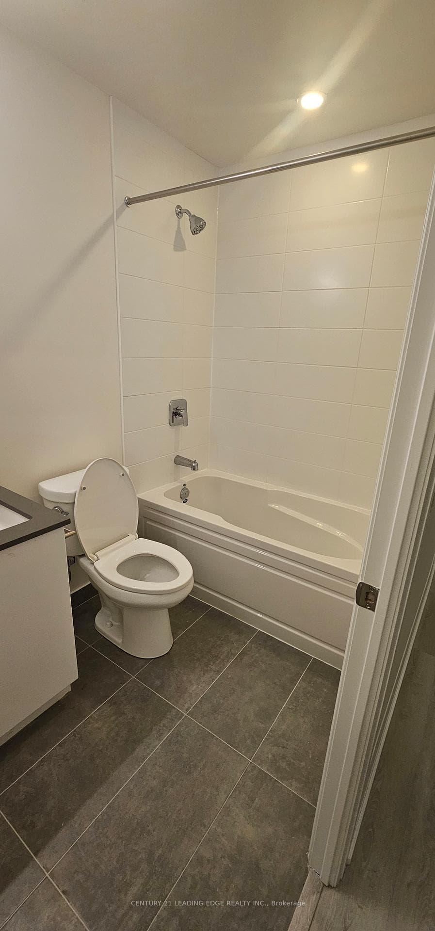 3270 Sheppard Avenue Unit 1324 photo 11