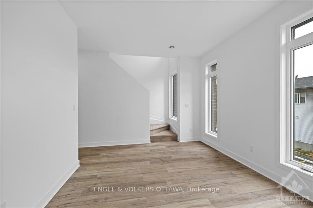 1258 MARENGER Street Unit B photo 13
