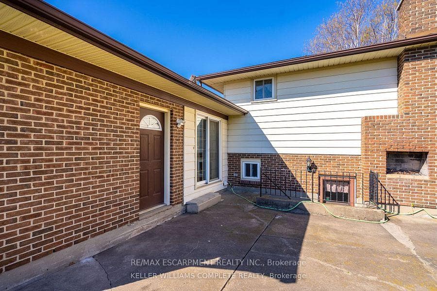 52 Greenmeadow Court photo 30